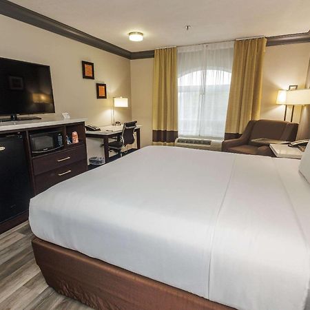 Comfort Inn & Suites Near Universal - N Hollywood - Burbank Los Angeles Exteriör bild