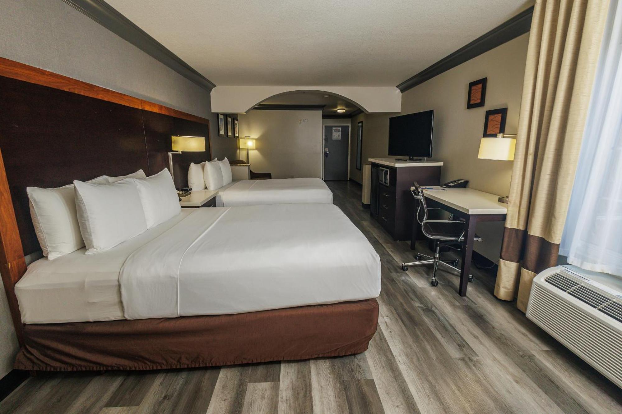 Comfort Inn & Suites Near Universal - N Hollywood - Burbank Los Angeles Exteriör bild